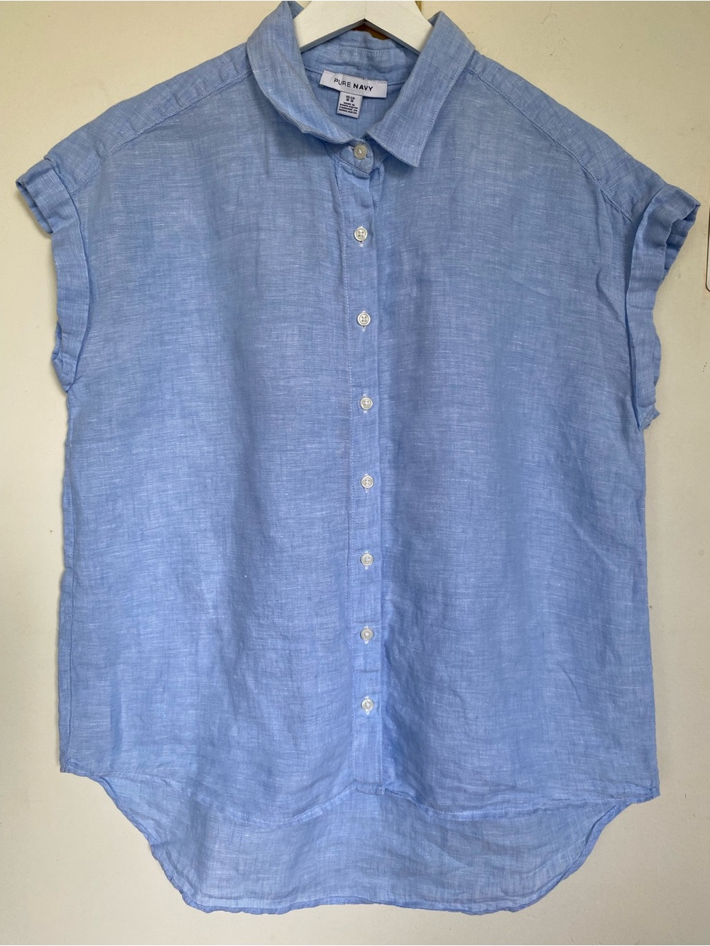 Light Blue Linen Button-Front Cap Sleeve Top Size M